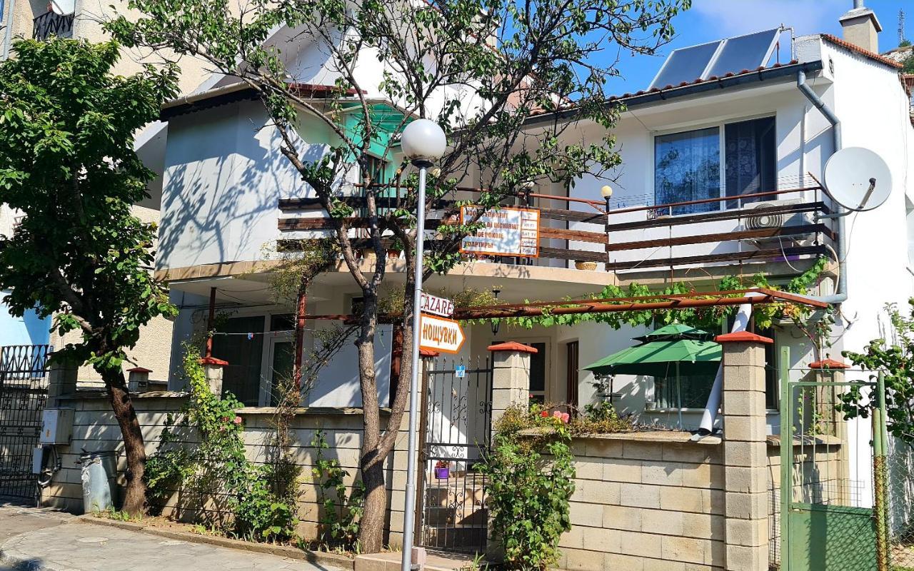 Fema Guest House Balcic Exterior foto