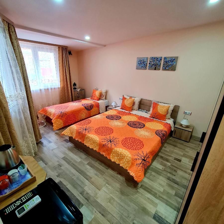Fema Guest House Balcic Exterior foto