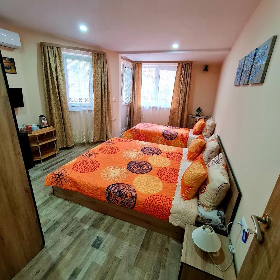 Fema Guest House Balcic Exterior foto
